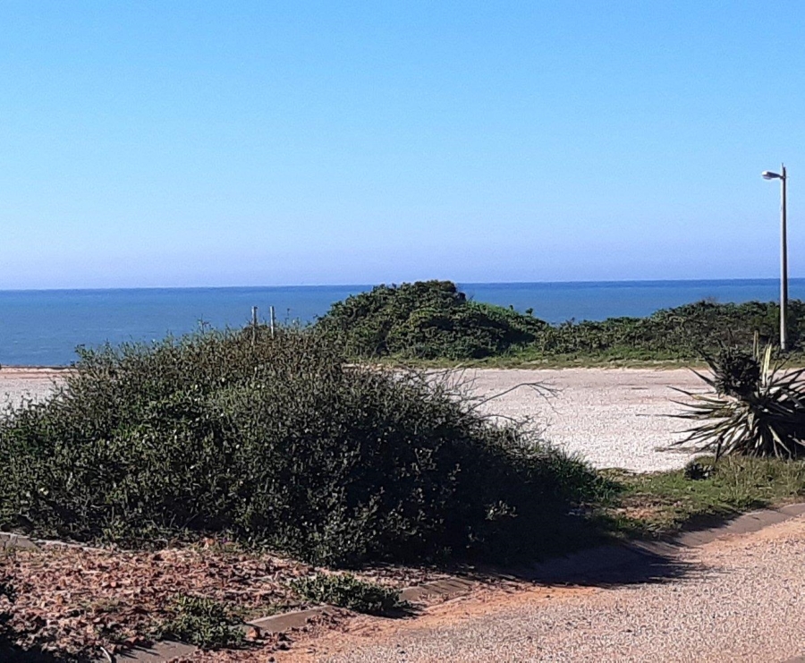 0 Bedroom Property for Sale in Paradise Beach Eastern Cape